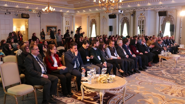 "HAK-İŞ Türkiye Kadın Buluşmaları"nın ikincisi Van'da düzenlendi