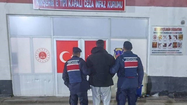 Çiçekdağı'nda kişisel verileri ele geçiren 3 kişi tutuklandı