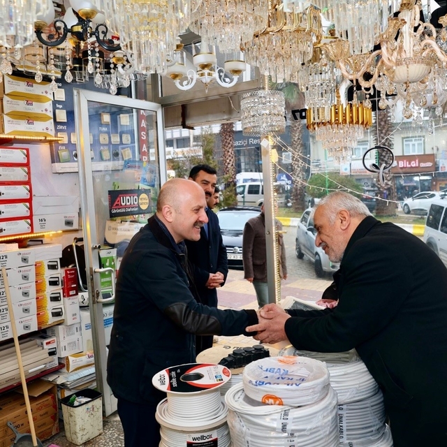 Vali Varol'dan Kahta esnafına moral ziyareti