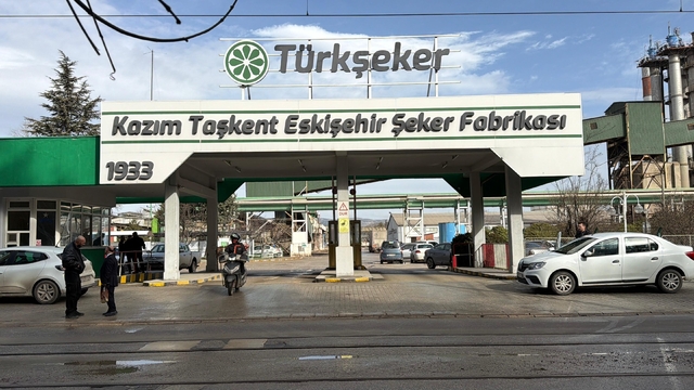 Şeker fabrikasında cüruf patlamasında 6 işçi yaralandı