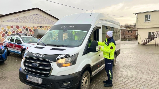 Batman'da okul servisleri denetlendi