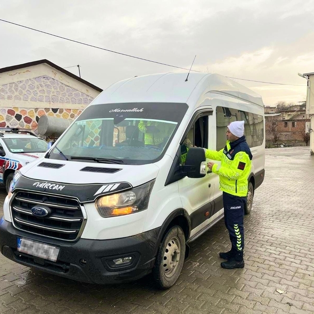 Batman'da okul servisleri denetlendi