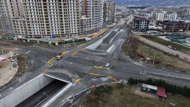 RTE Bulvarı'nın iki önemli bağlantı yolu trafiğe açıldı