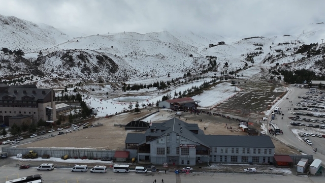 Davraz Kayak Merkezi olumsuz hava nedeniyle bugünlüğüne kapatıldı