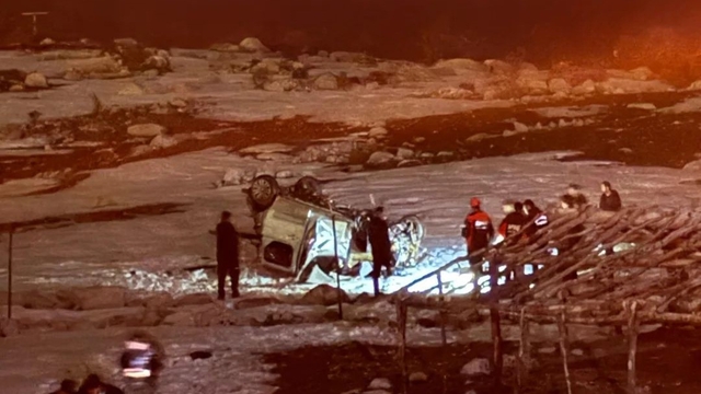 Siirt'te hafif ticari takla attı: 1 ağır yaralı