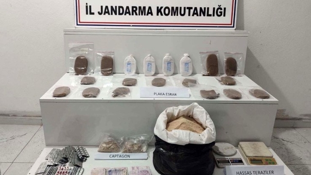Gaziantep'te 22 kilo reçine esrar ele geçirildi: 2 şahıs tutuklandı