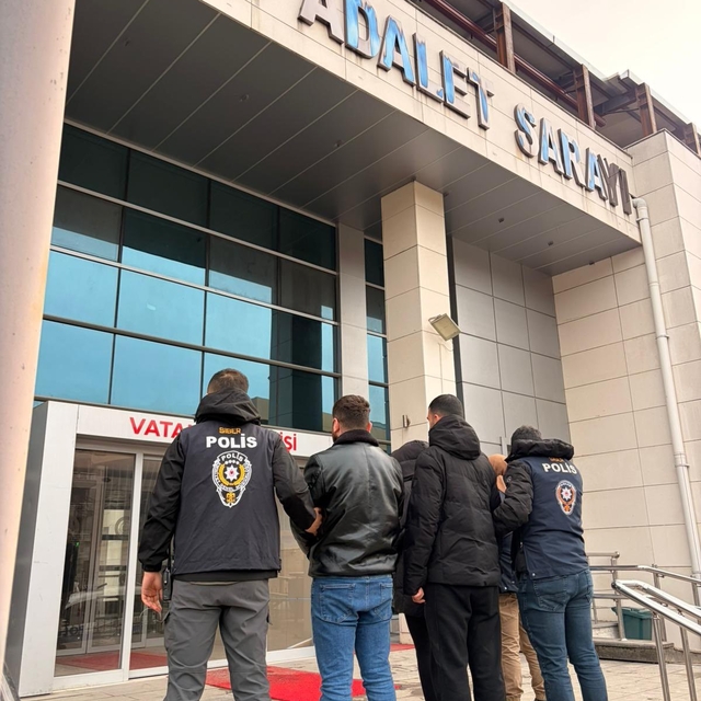 Zonguldak'ta sanal bahis çetesine darbe, 3 site yöneticisi tutuklandı