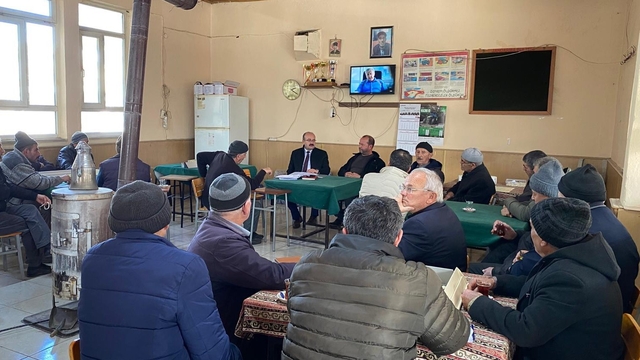 Uşak'ta çiftçilerle sahada buluşma