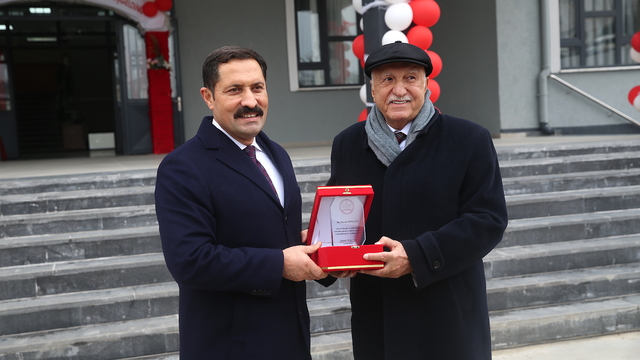 Hatay'da hayırsever iş insanının desteğiyle yaptırılan okul hizmete girdi