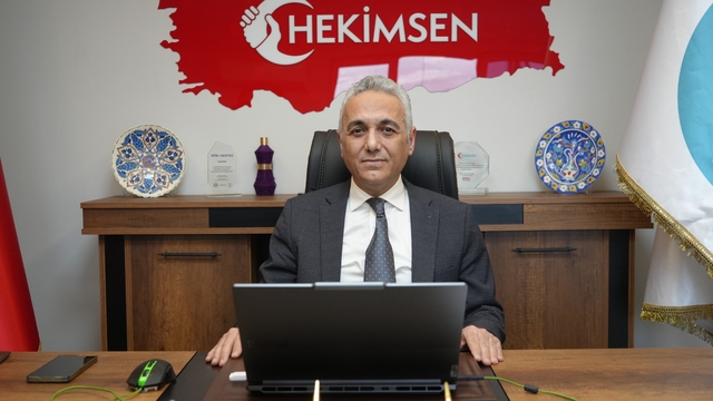 Tazminat korkusu hekimleri cerrahiden uzaklaştırıyor
HEKİMSEN'den malpraktis ve tıp mevzuatına yönelik yasa çağrısı