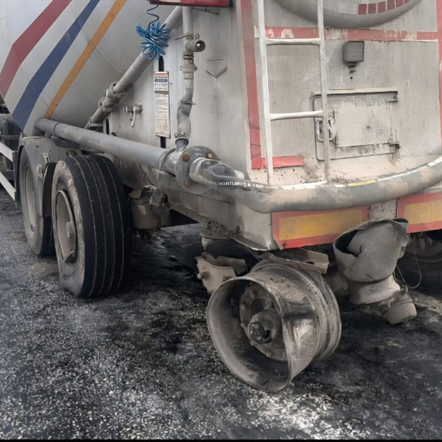 Çorum'da TIR ile otomobil çarpıştı: 4 yaralı