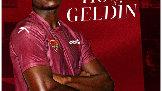 Atakaş Hatayspor 2 futbolcuyu renklerine bağladı