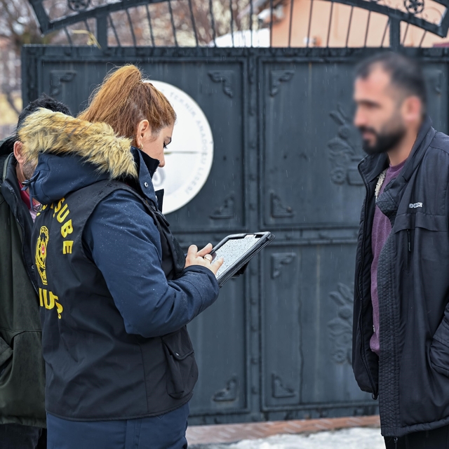 Muş'ta okul çevrelerinde güvenlik uygulaması