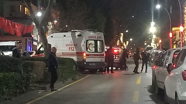 Manisa'da parkta yaralı halde bulunan kişi hastanede öldü