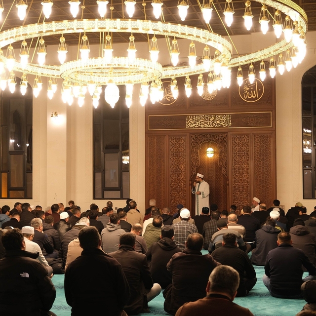 Terzibaba Mezarlığı Külliye Camii'nde Berat Kandili programı düzenlendi