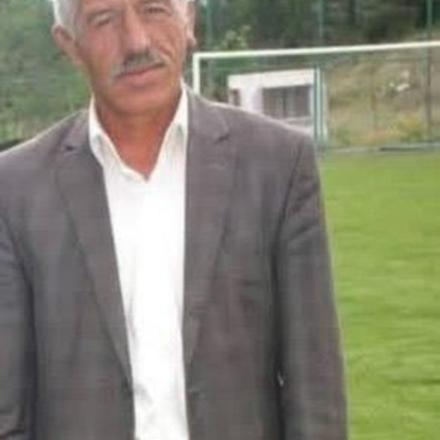 Şarampole devrilen ticari taksi sürücüsü hayatını kaybetti