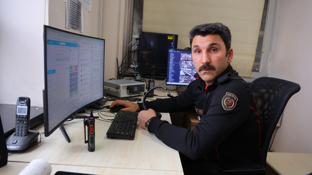 Oğlu depremde hayatını kaybetti, baba binden fazla canın kurtarılmasına öncülük etti