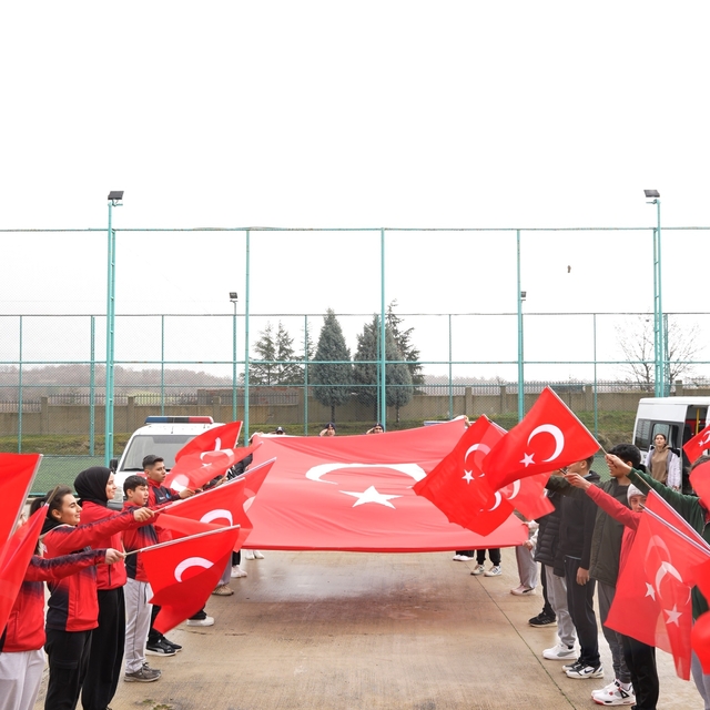 Pazarlar'da "Bayrağa saygı koşusu" düzenlendi