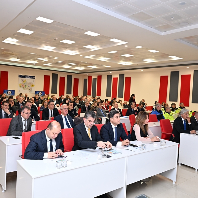 Manisa'da öğrencilerin güvenliği için tedbirler artırılıyor