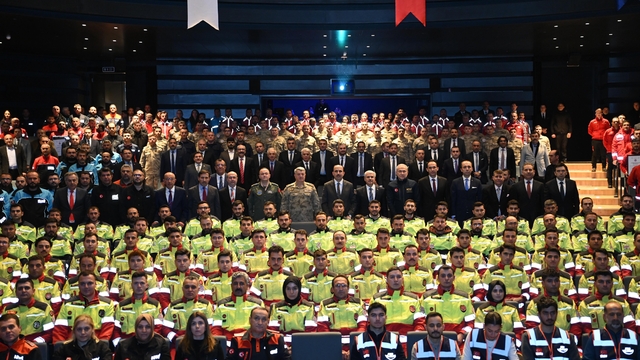 Başkan Altay: "Konya'da afetlere karşı devletimizin elini güçlendirecek bir model oluşturduk"