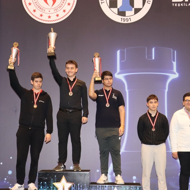 Satrançta Çeşme'nin gururu Egehan Yıldız Avrupa yolcusu