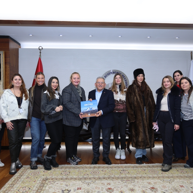 Başkan Büyükkılıç, Paris Büyükelçiliği Kültür ve Tanıtma Müşavirliği heyeti...