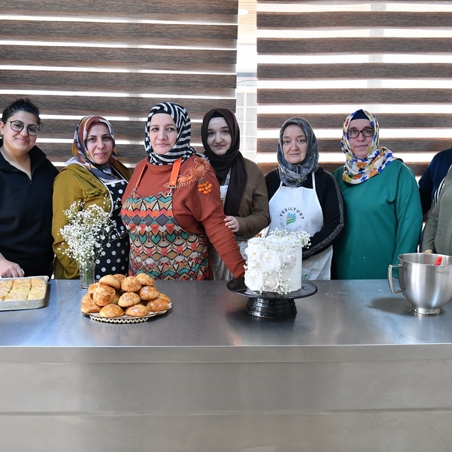 Yeşilyurt'ta kadınlar üretiyor emeğe değer katılıyor