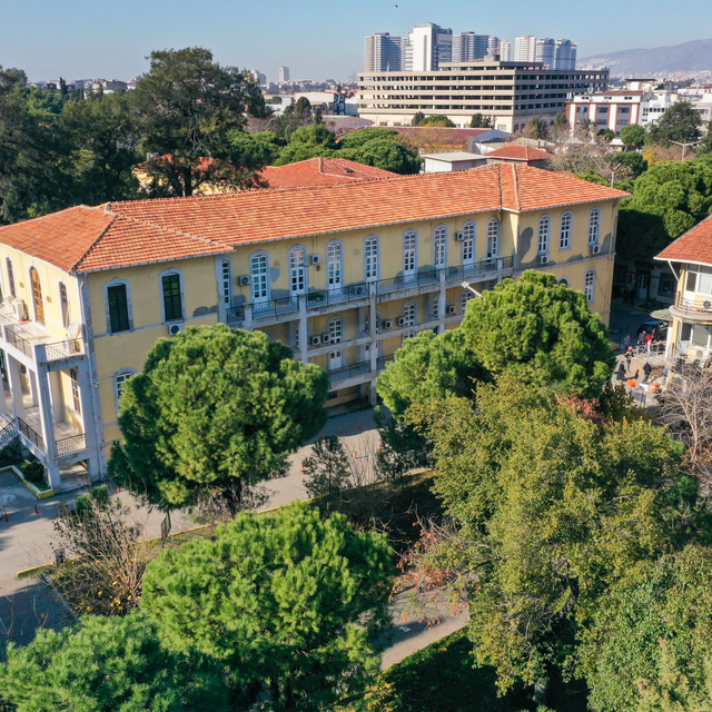 İzmir'de bulaşıcı hastalıklar için kurulan hastane 116 yıldır sağlık sunuyo...