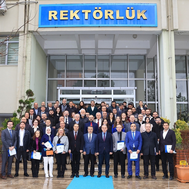 BUÜ'de akredite olan programlara teşekkür belgesi