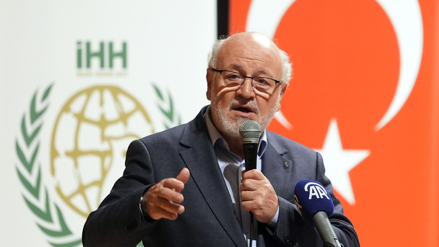 İHH "Savaş ve Kadın" paneli düzenledi