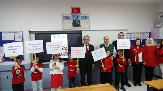 Edirne'de öğrencilere Yeşilay Sağlıklı Yaşam Ligi tanıtıldı
