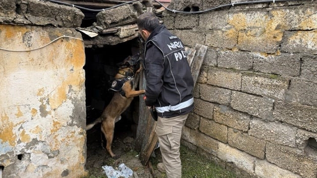 Batman'da okul çevrelerinde narkotik denetim