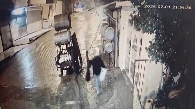 Şanlıurfa'da 100 bin lirayı çalan şüpheli kameraya yansıdı