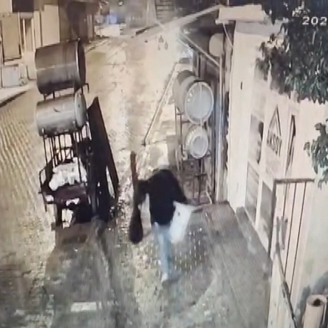 Şanlıurfa'da 100 bin lirayı çalan şüpheli kameraya yansıdı