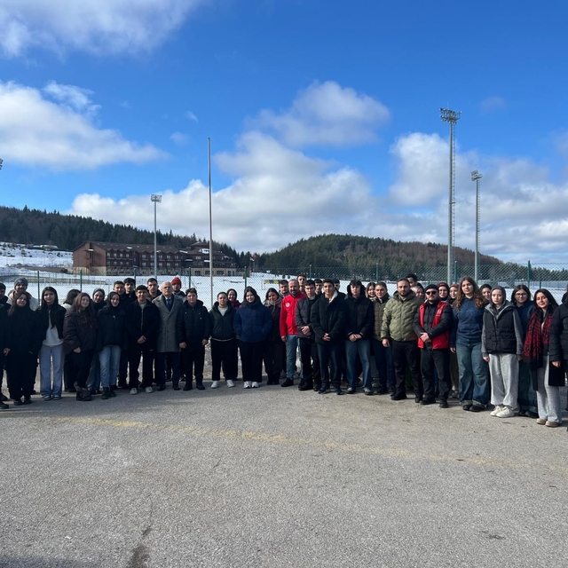 Gençler güzel bir gün geçirdi