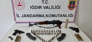 Jandarma silah kaçakçılarına göz açtırmıyor