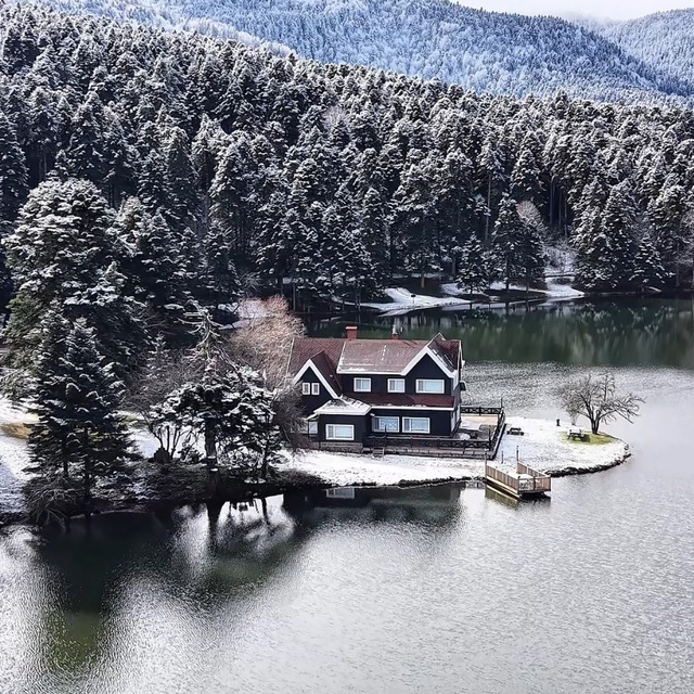 Gölcük Tabiat Parkı'nda kış güzelliği