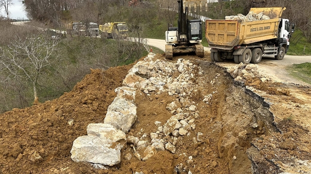 Heyelan bölgelerine anında müdahale