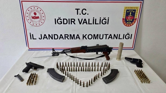 Jandarma silah kaçakçılarına göz açtırmıyor