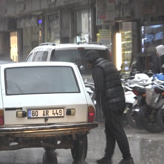 Kilis'te sağanak yağış etkili oldu