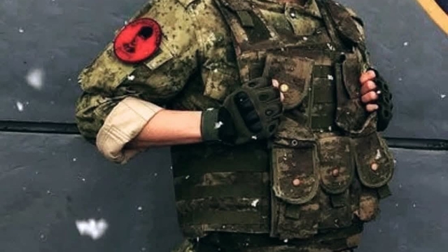 Genç astsubay kalbine yenik düştü