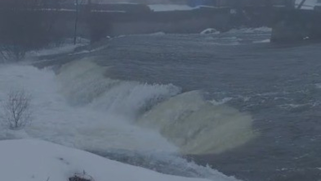 Elazığ'da sağanak yağış sonrası dereler coştu