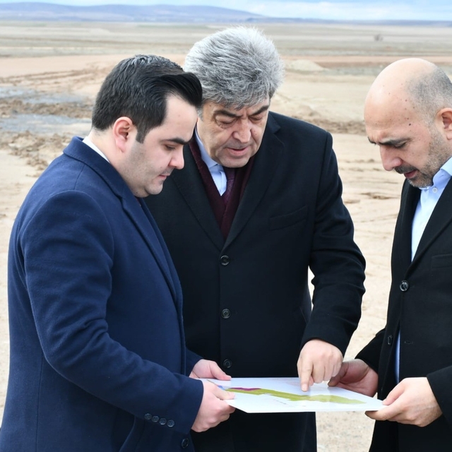 Vekil Ataş ve Başkan Bağlamış, Jeotermal Sera OTB'deki çalışmaları inceledi