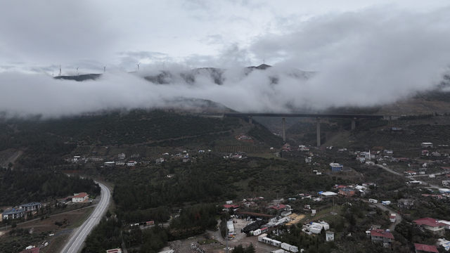Atatürk Viyadüğü'nde sis etkili oldu