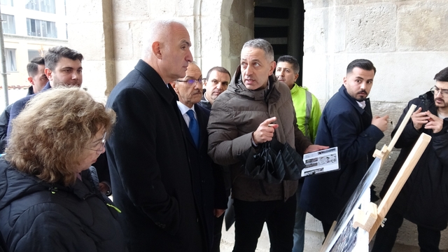 Bakan Ersoy, Malatya'da onarımı süren kültür varlıklarını inceledi