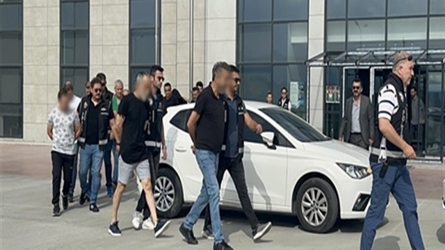 Yalova'da devre mülk dolandırıcılığı davasında tutuklu 6 sanığa ev hapsi kararı