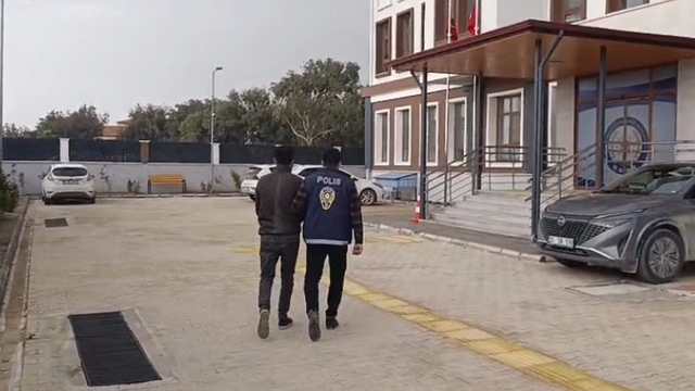 Samandağ'da hapis cezasıyla aranan 2 kişi yakalandı