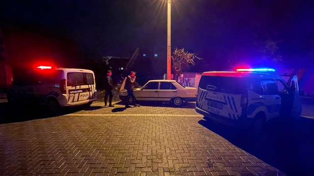 Manisa'da kovalamaca sonucu uyuşturucuyla yakalanan şüpheli tutuklandı