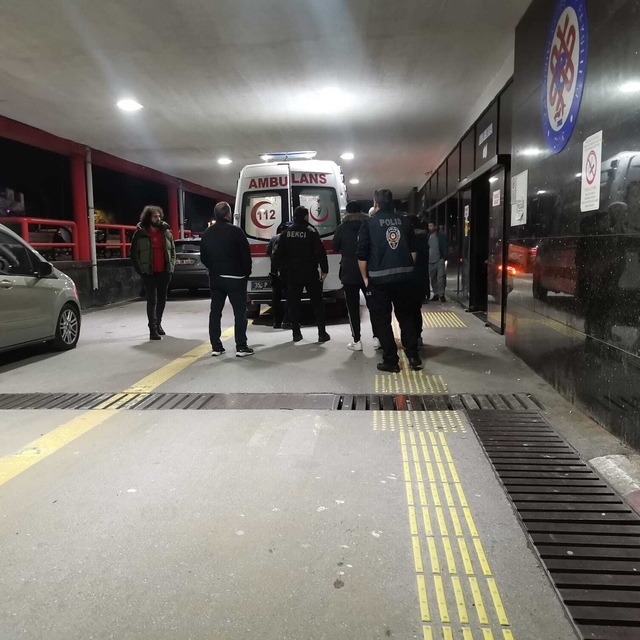 İzmir'de bekçilere silahlı saldırı:1 yaralı