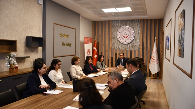 Aydın'da sosyal hizmet çalışmaları görüşüldü